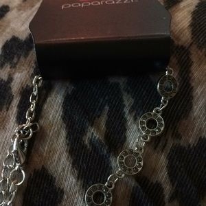 Yes I’m selling paparazzi jewelry